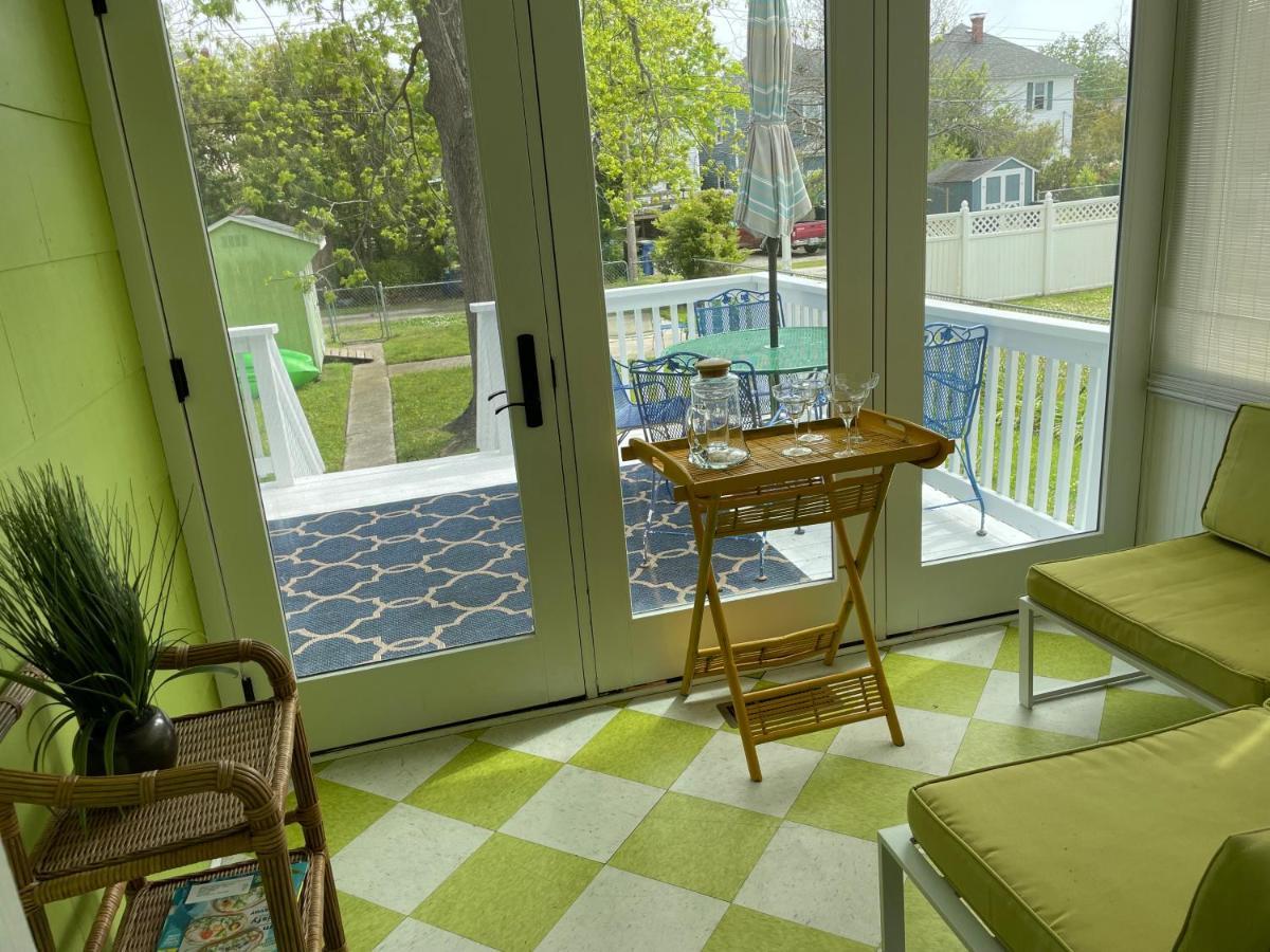Key Lime Cottage Steps From Cape Charles Beach Bagian luar foto