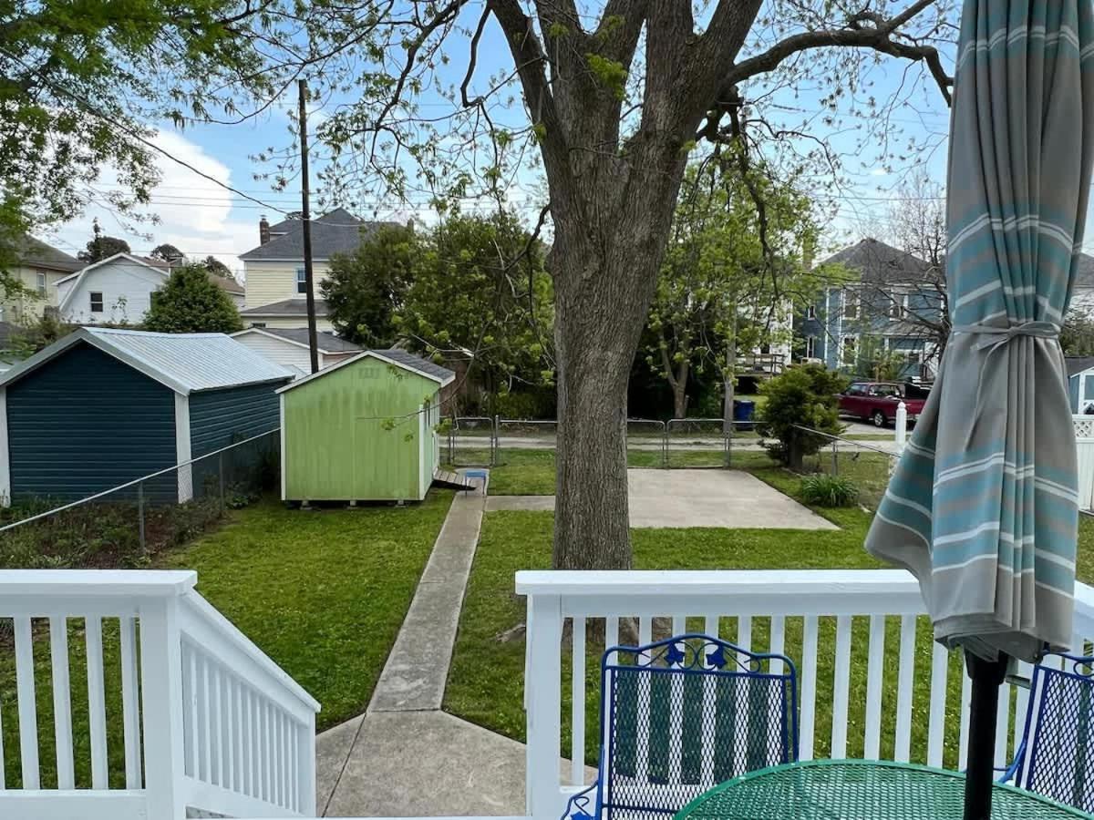 Key Lime Cottage Steps From Cape Charles Beach Bagian luar foto