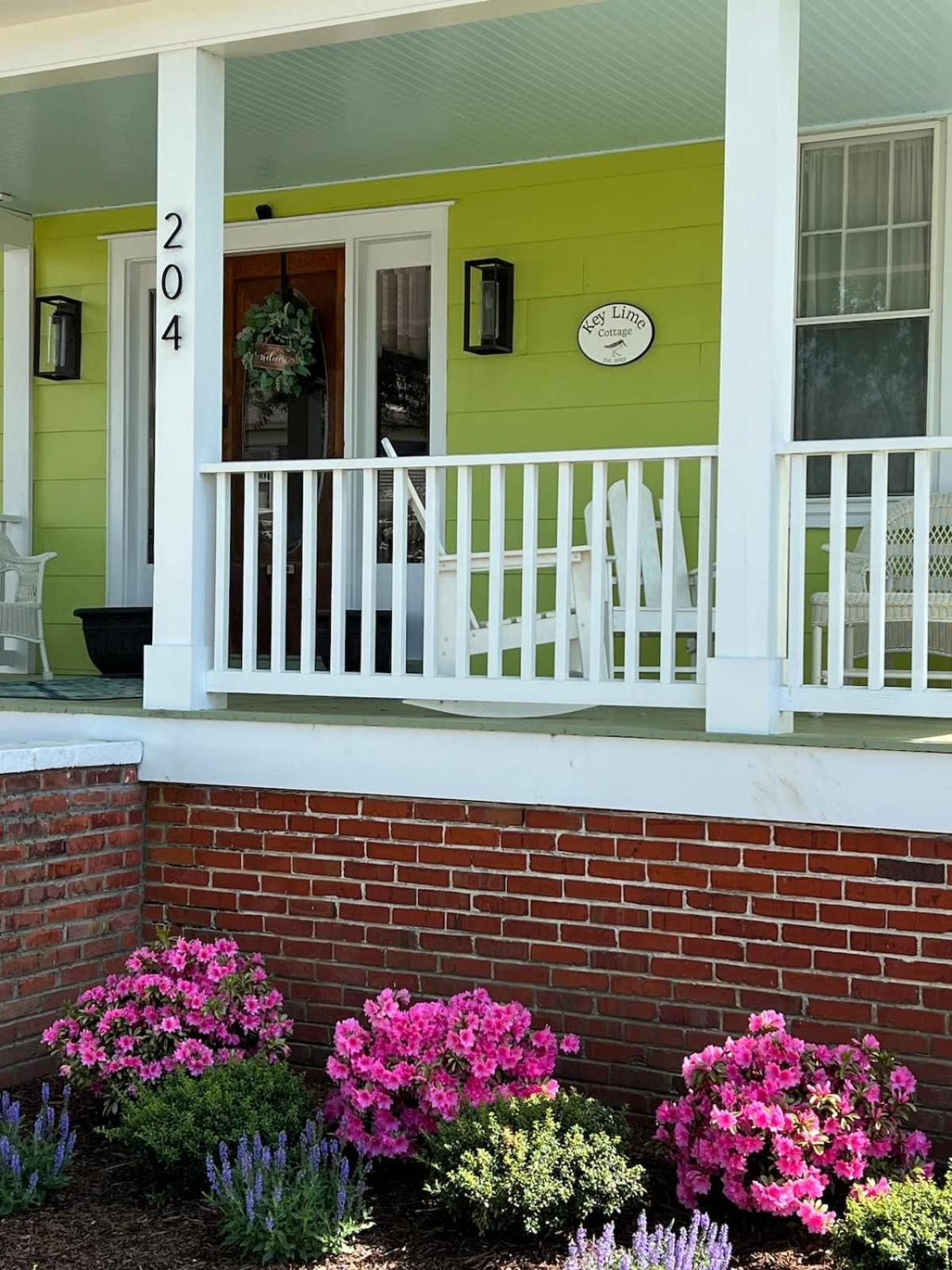 Key Lime Cottage Steps From Cape Charles Beach Bagian luar foto